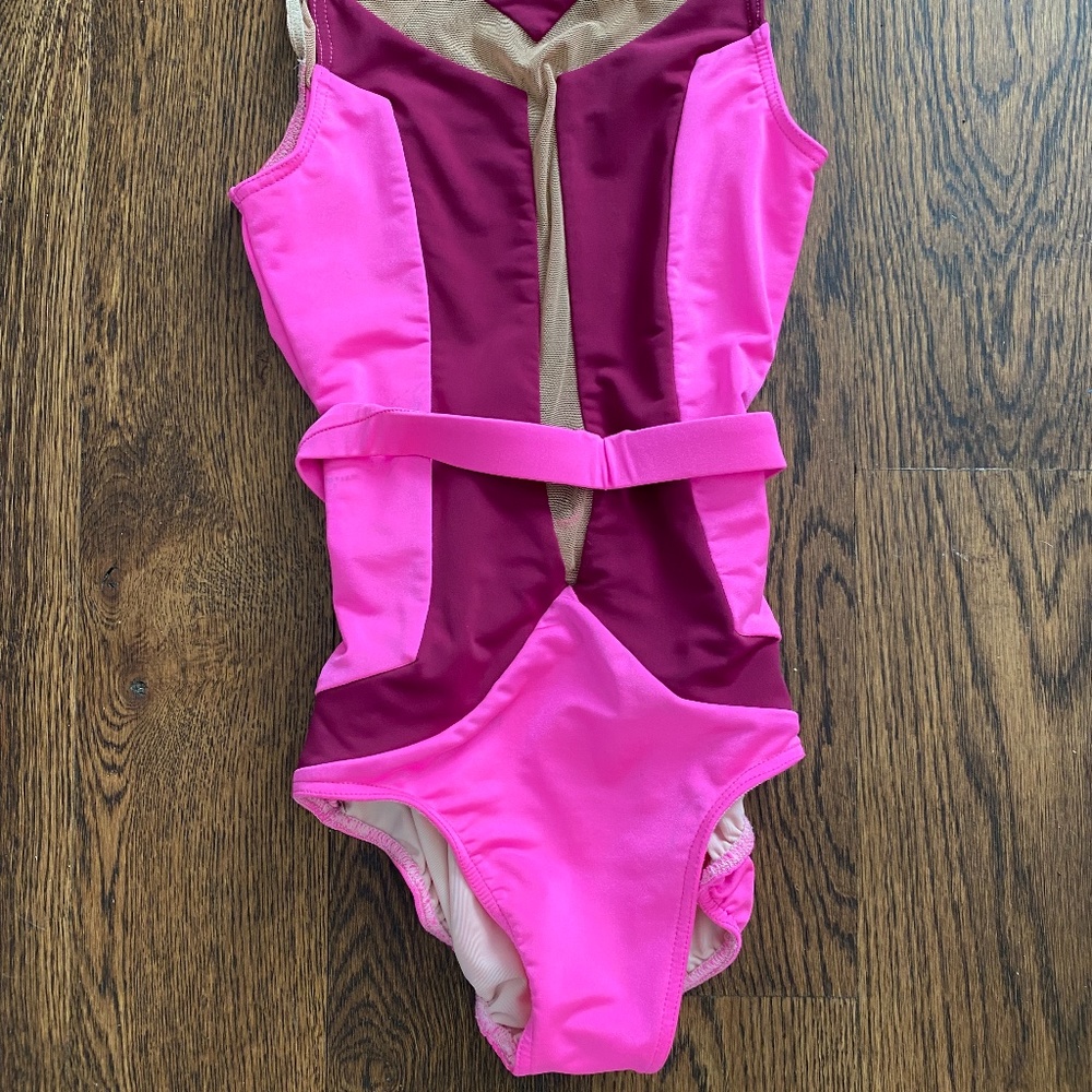 Dance costume solo